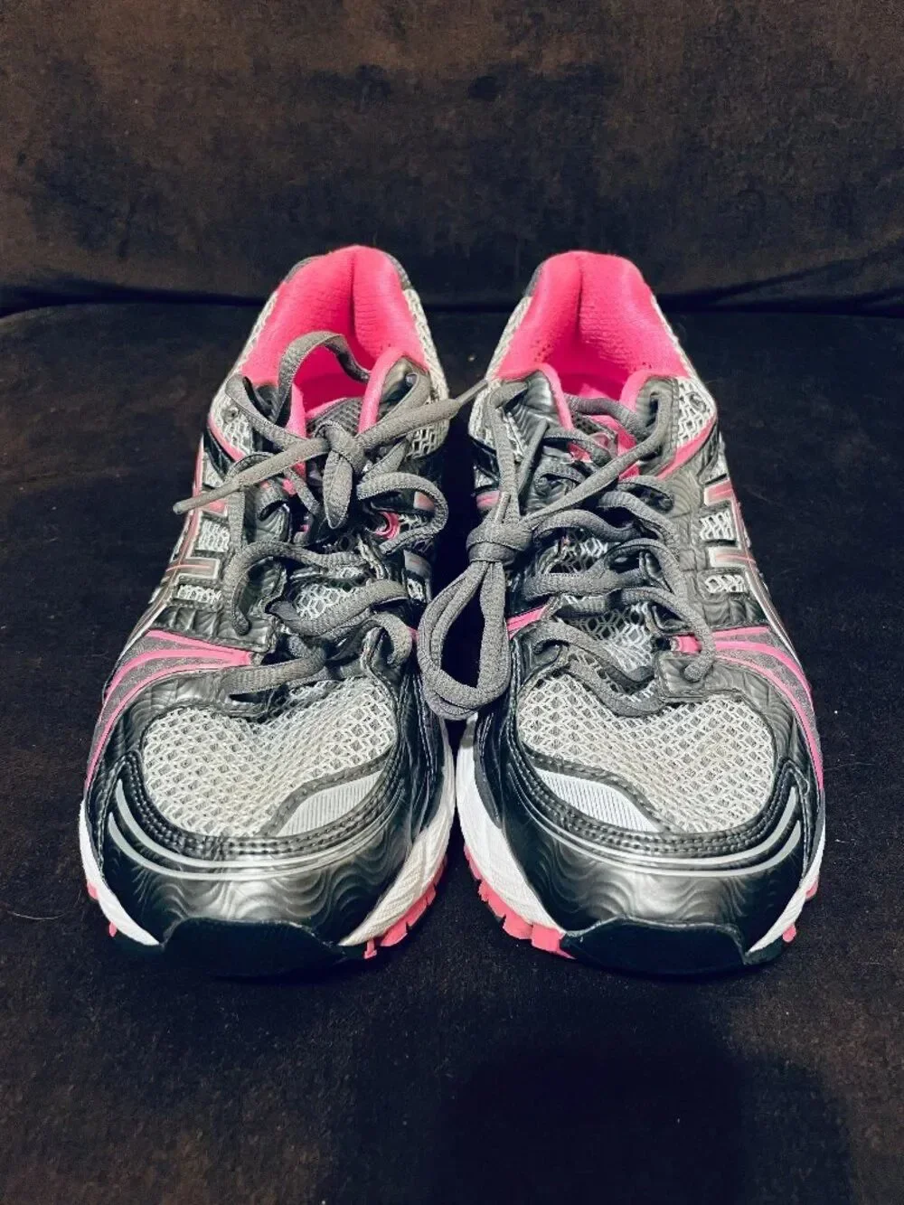 Asics Womens Gel-Kayano 18 Shoes T250N Mint condition size 9 US Medium 40.5 EUR
